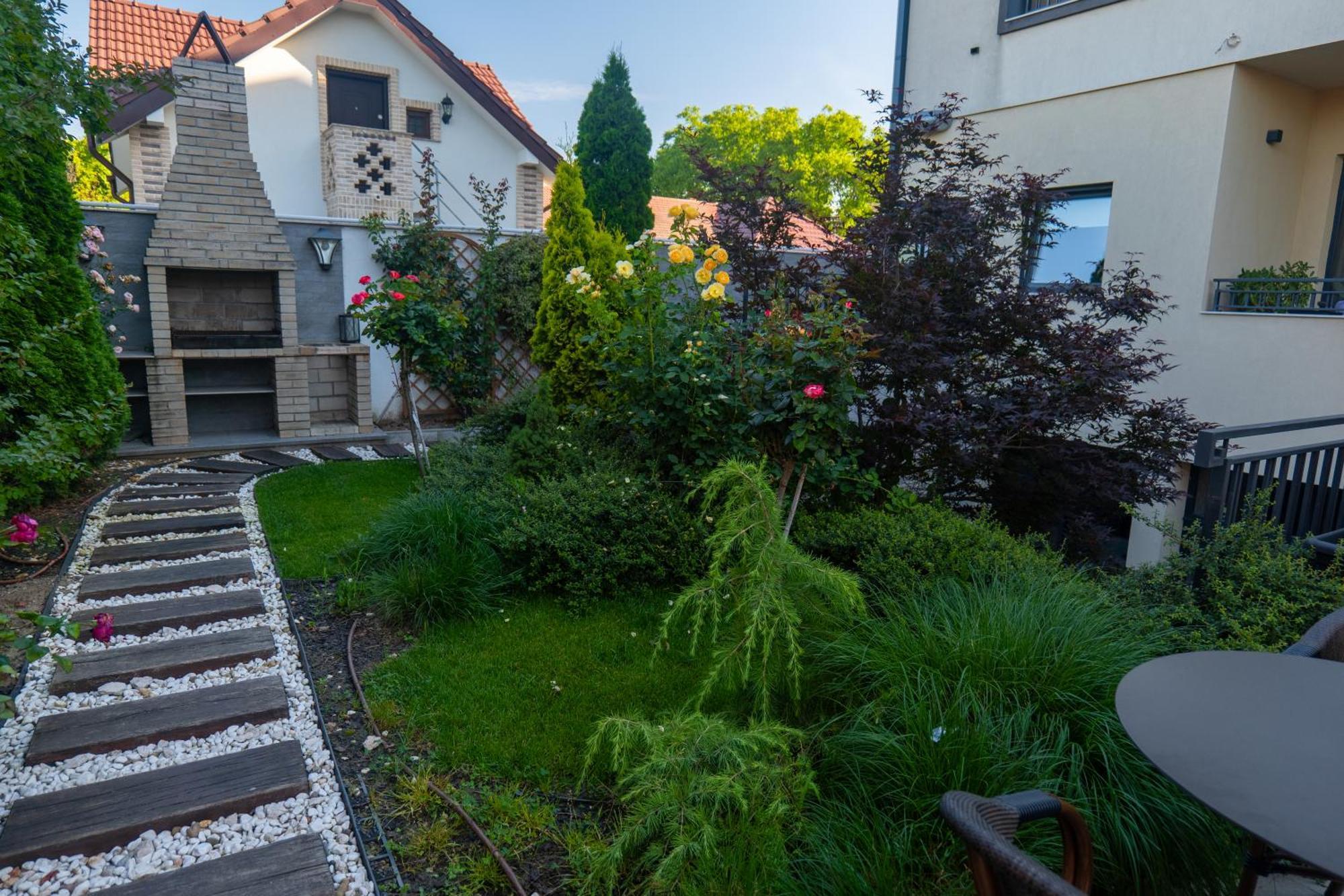 Pensiunea Nora Prestige Timisoara Exterior photo