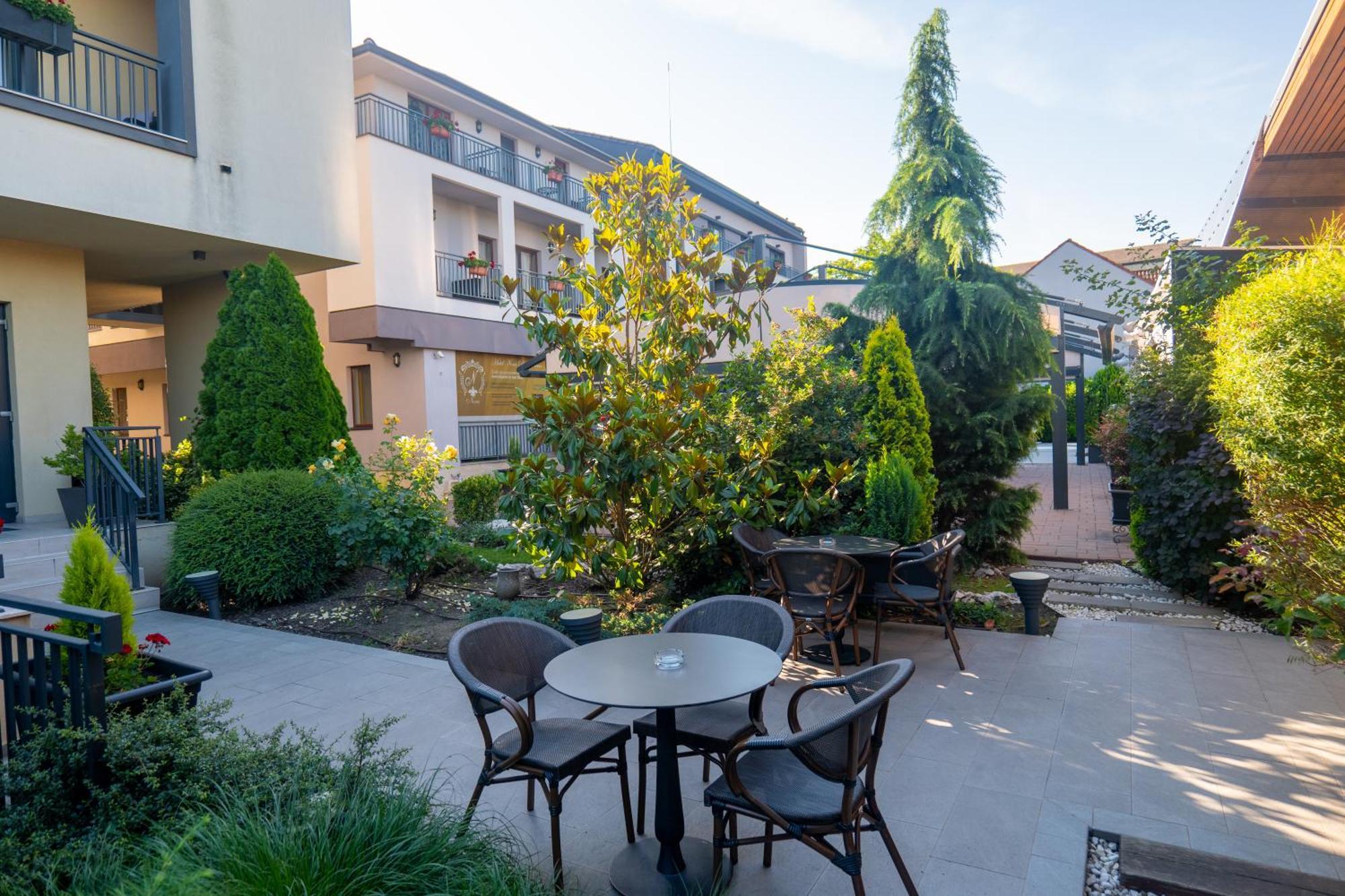 Pensiunea Nora Prestige Timisoara Exterior photo