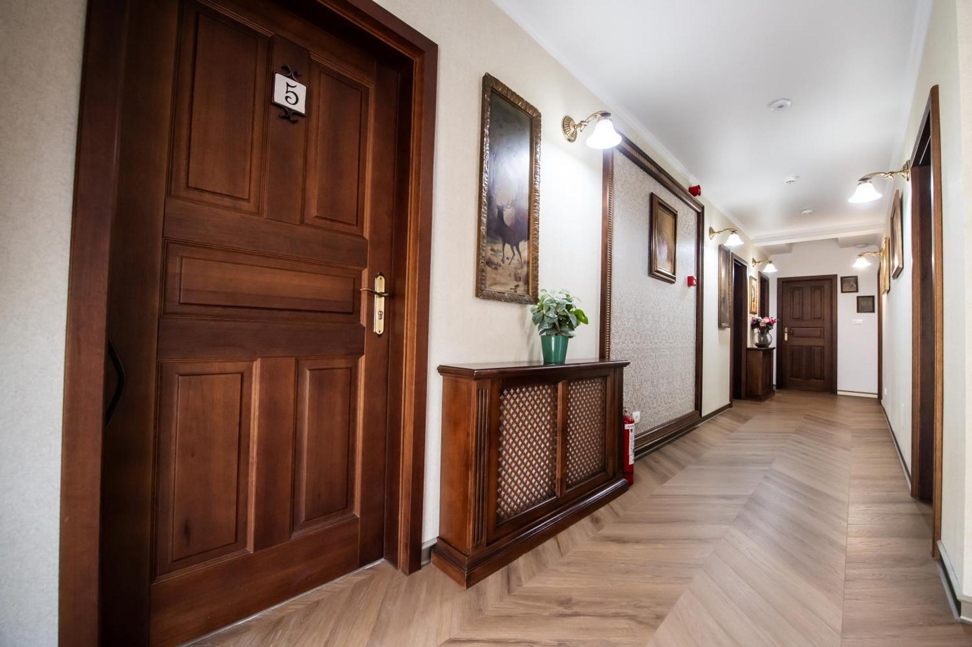 Pensiunea Nora Prestige Timisoara Exterior photo